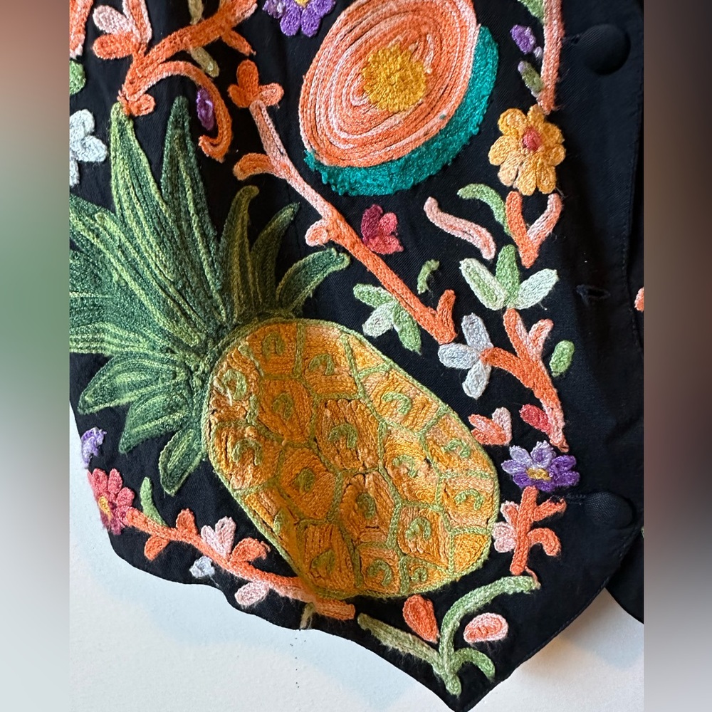Moda International Embroidered Fruit and Flower Vest Unique Artsy - Picture 3 of 7